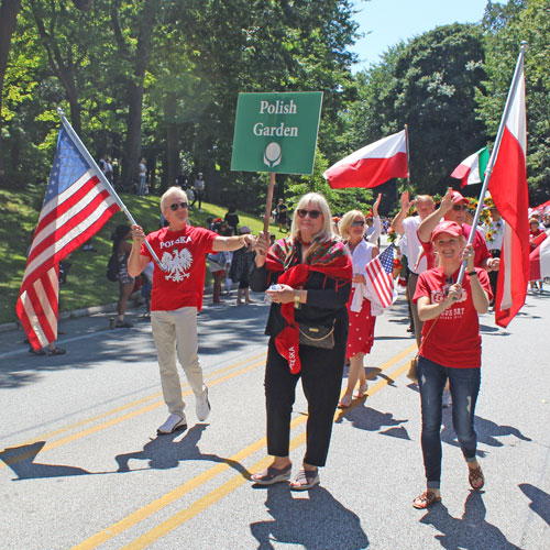 Cleveland Polish community marched in the annual Parade of Flags